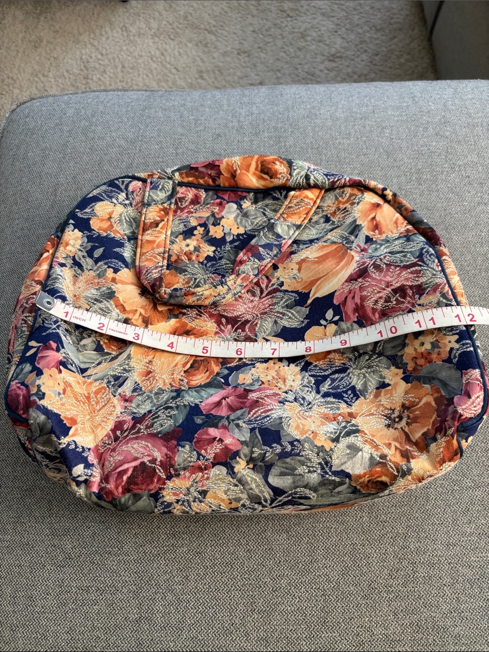 Vintage Oscar de la Renta Travel Kit - Picture 5 of 10